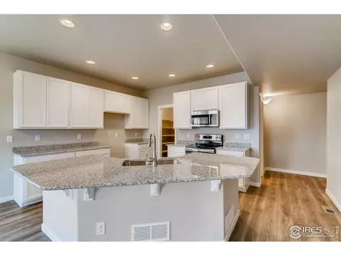 1576 Marbeck Dr, Windsor, CO 80550 photo 3