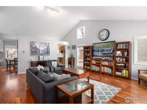 5662 Table Top Ct, Boulder, CO 80301 photo 5