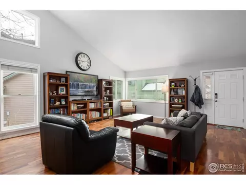 5662 Table Top Ct, Boulder, CO 80301 photo 10