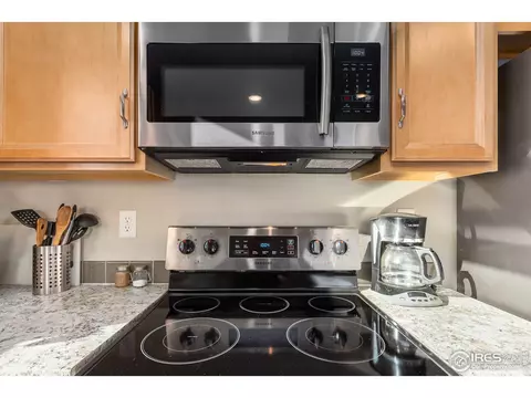 3304 Sheltered Harbor Dr, Evans, CO 80620 photo 10