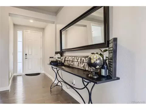 27676 E Alder Dr, Aurora, CO 80016 photo 4