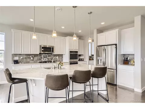 27676 E Alder Dr, Aurora, CO 80016 photo 9
