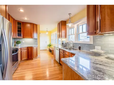 951 Grant Pl, Boulder, CO 80302 photo 1