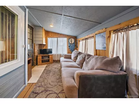 232 Harrison Dr, Bennett, CO 80102 photo 3