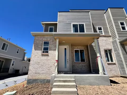 4155 N Fultondale St, Aurora, CO 80019