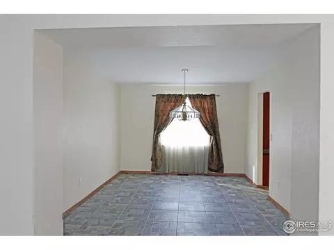 525 E 16th Ave, Longmont, CO 80504 photo 14