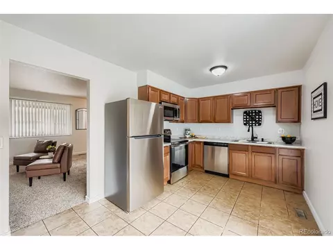 5426 Eagle St, Denver, CO 80239 photo 5