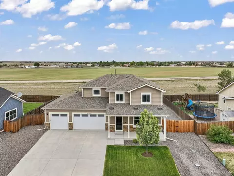 56525 E 25th Ave, Strasburg, CO 80136