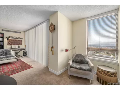 1020 15th St #22A, Denver, CO 80202
