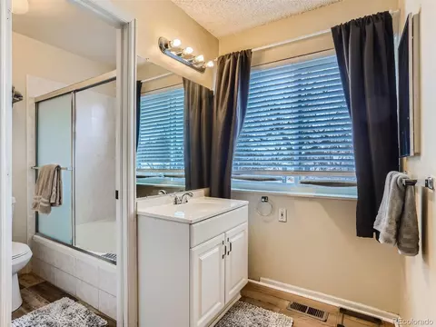 11694 E Cedar Ave, Aurora, CO 80012 photo 16