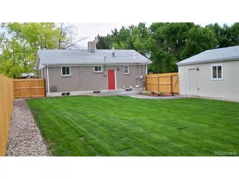 960 E 112th Pl, Northglenn, CO 80233 photo 2