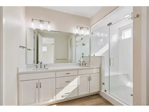 Bath - 12331 Farmview Ln, Thornton, CO 80241 photo 3 of 3