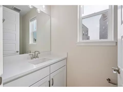 Bath - 12331 Farmview Ln, Thornton, CO 80241 photo 1 of 3