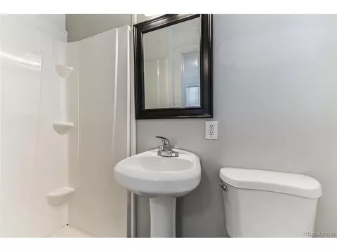 1402 10th St, Greeley, CO 80631 photo 4