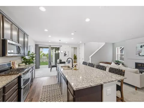 8726 Middle Fork St, Littleton, CO 80125