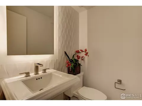 2250 Vassar Dr, Boulder, CO 80305 photo 9