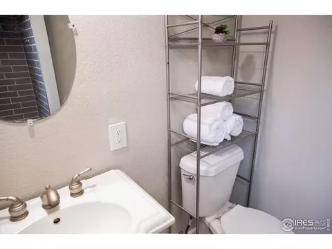 3021 Lakeside Dr, Evans, CO 80620 photo 24