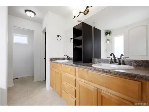 Bath - 1992 Thundercloud Dr, Windsor, CO 80550 photo 1 of 6