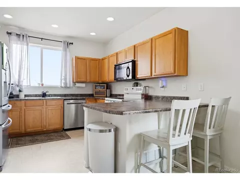 Kitchen - 1992 Thundercloud Dr, Windsor, CO 80550 photo 2 of 5