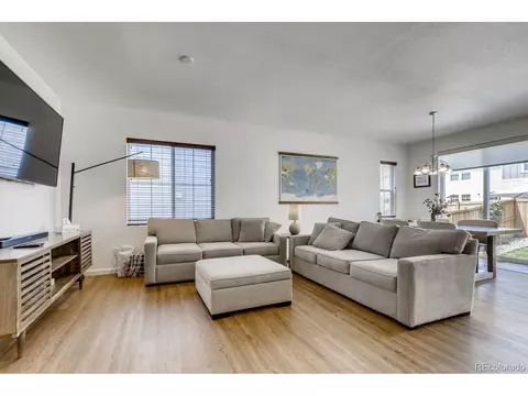 27825 E 7th Pl, Aurora, CO 80018 photo 3