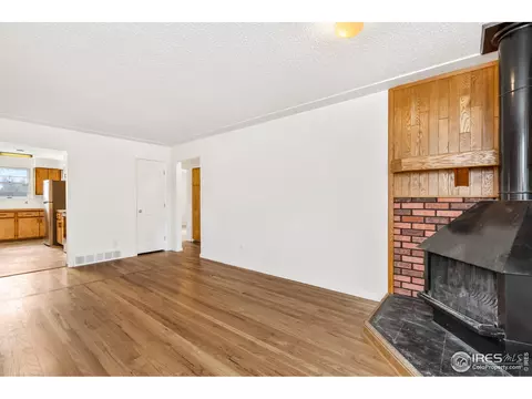 25 E 17th Ave, Longmont, CO 80504 photo 3