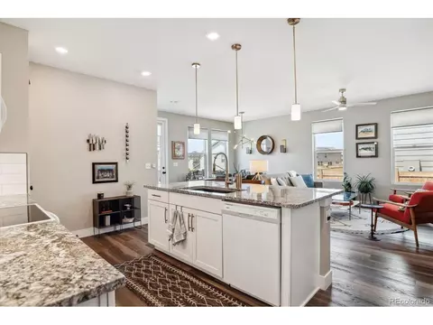 27568 E 7th Ln, Aurora, CO 80018 photo 23