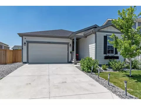 27568 E 7th Ln, Aurora, CO 80018 photo 2