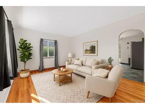 915 Yates St, Denver, CO 80204