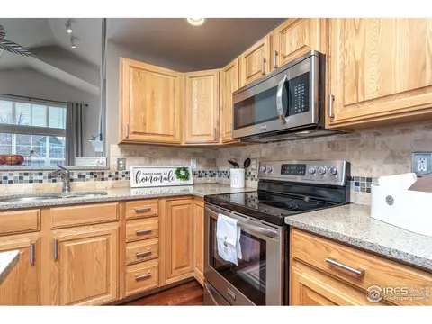 106 Bayside Cir, Windsor, CO 80550 photo 7