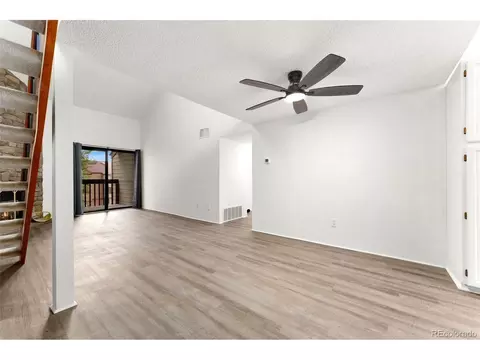 326 Wright St #304, Lakewood, CO 80228 photo 3