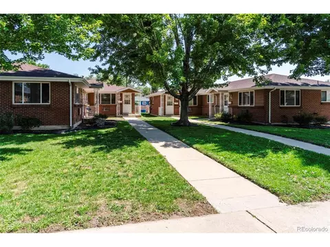 Exterior - 2000 Jay St, Edgewater, CO 80214 photo 2 of 13