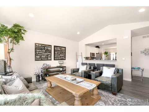 242 E Chestnut St #2, Windsor, CO 80550 photo 5