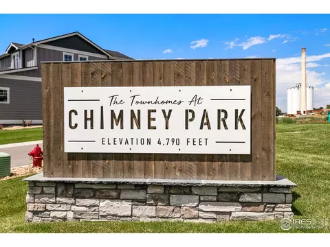 242 E Chestnut St #4, Windsor, CO 80550 photo 2
