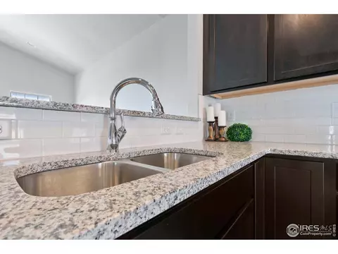 242 E Chestnut St #4, Windsor, CO 80550 photo 6
