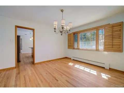 2710 E Flora Pl, Denver, CO 80210 photo 12