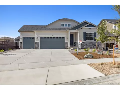 185 S Vandriver Way, Aurora, CO 80018