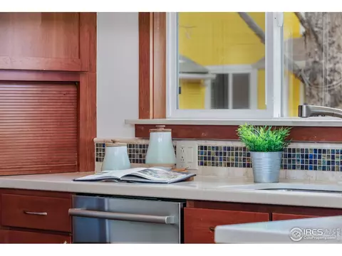 235 Park St, Lyons, CO 80540 photo 6