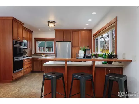 235 Park St, Lyons, CO 80540 photo 7