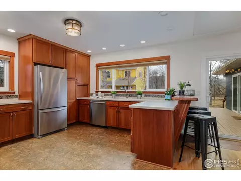 235 Park St, Lyons, CO 80540 photo 5