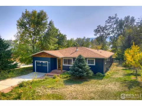 235 Park St, Lyons, CO 80540 photo 1