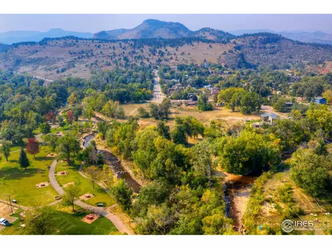 235 Park St, Lyons, CO 80540 photo 33