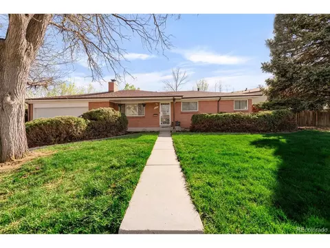 5923 Swadley Ct, Arvada, CO 80004