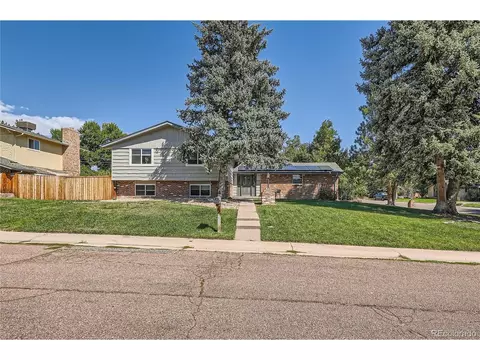 5309 W Roxbury Pl, Littleton, CO 80128