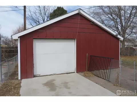 525 N 5th St, Sterling, CO 80751 photo 3