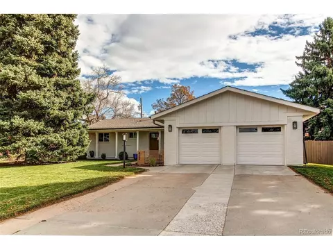 422 Oswego St, Aurora, CO 80010