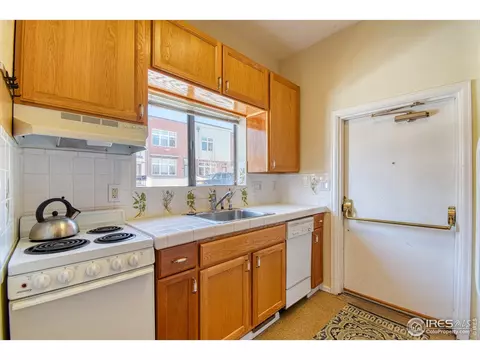 401 E Simpson St, Lafayette, CO 80026 photo 22