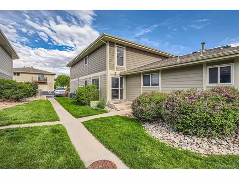 1250 S Monaco Pkwy #30, Denver, CO 80224