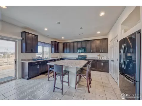 5327 Ventura St, Denver, CO 80249 photo 5