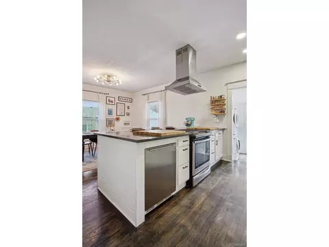 60 Perry St, Denver, CO 80219 photo 16
