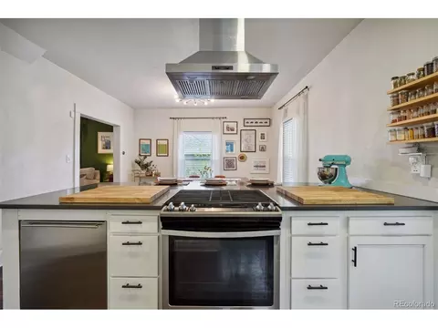 60 Perry St, Denver, CO 80219 photo 17